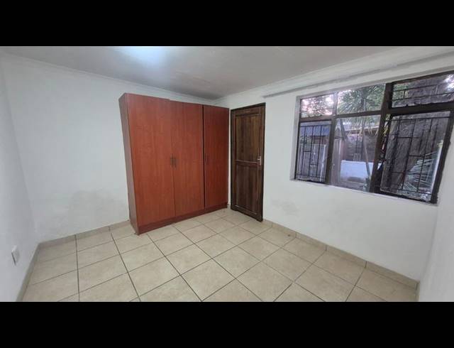 1 BEDROOM PROPERTY TO RENT IN HAMBERG